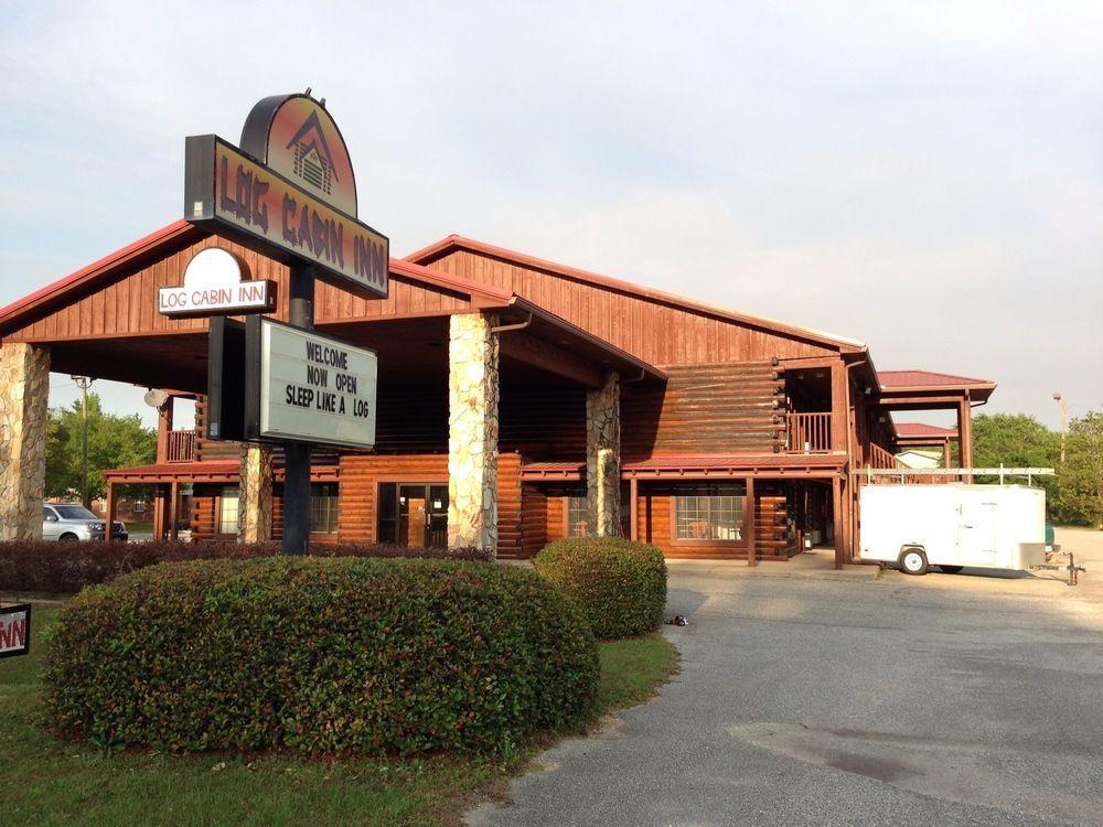 Log Cabin Inn Bay Minette Екстериор снимка