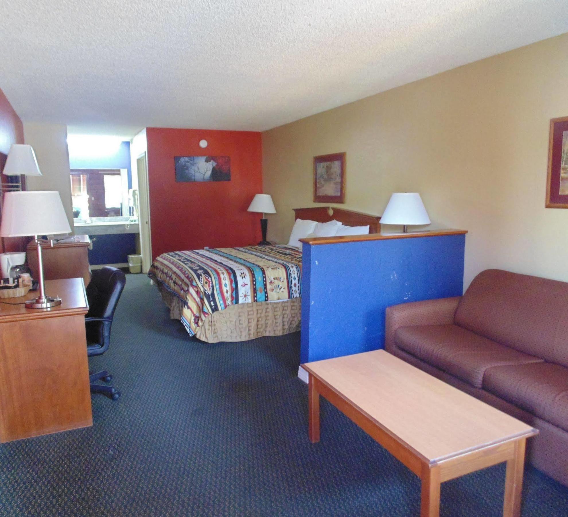Log Cabin Inn Bay Minette Екстериор снимка